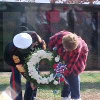 Placing the Wreath