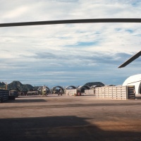 HMM-364 flight line