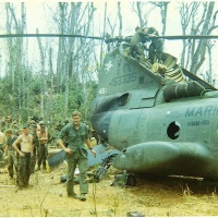 Downed CH-46 (photo 3 of 6)