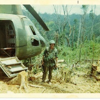 Downed CH-46 (photo 4 of 6)