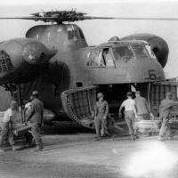 HR-2S TAKING ON CARGO