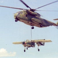 CH-53 Externaling VMO-6 OV-10