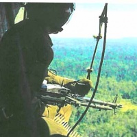 Unknown HML-167 Crew Chief in action