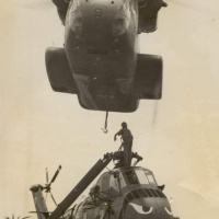 HMH-463 helps HMM-163